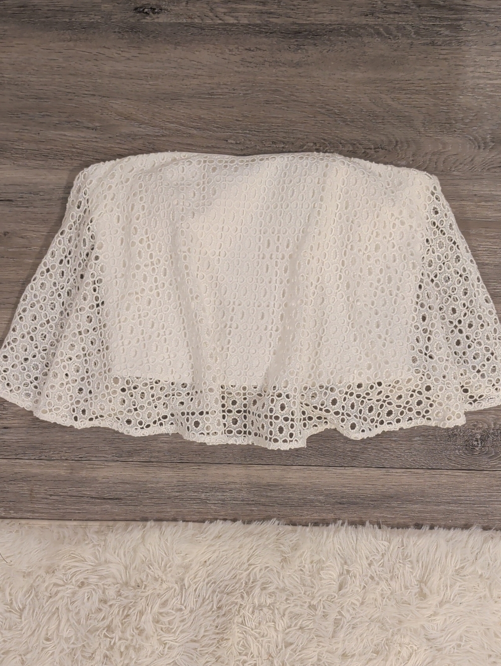 Ever New White Eyelet Circle Crop Top With Overlay And Boning Size 8